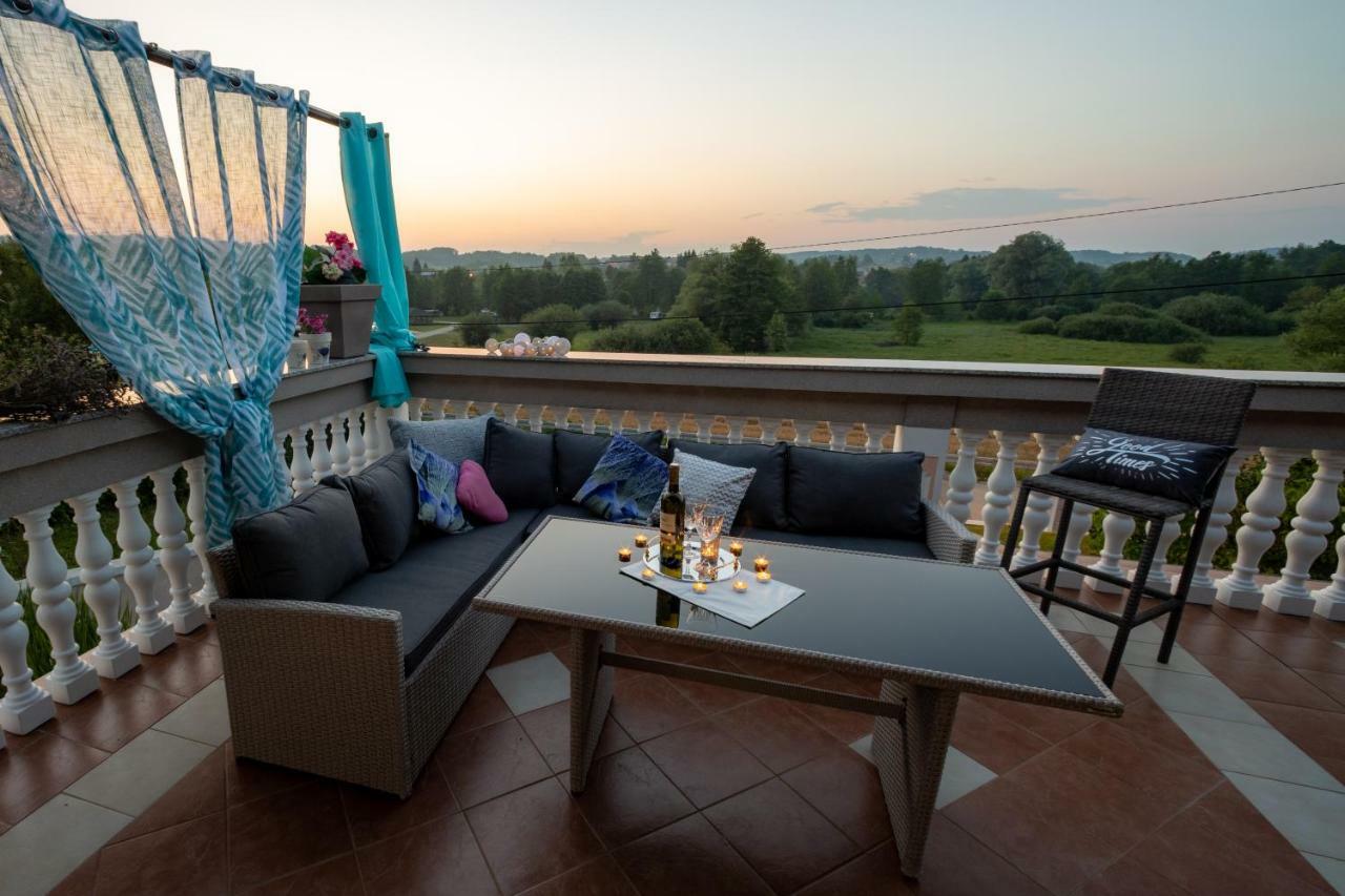 Stella House Mreznica Apartment Duga Resa Bagian luar foto